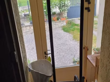 location meublée appartement 2 pièces 45 m² à champagne-sur-oise (95660)  850 €