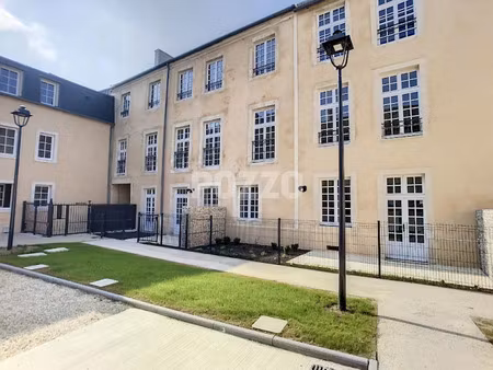 location appartement 3 pièces 72.66 m² à bayeux (14400)  908 €
