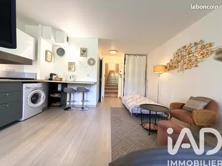 studio 1 pièce 27 m²