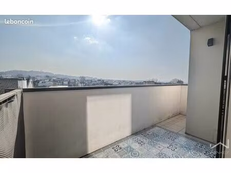 appartement 4 pièces 82 m²