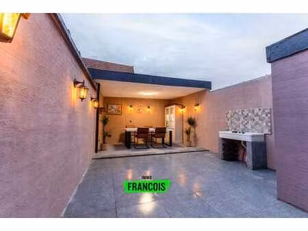 maison entièrement rénovée à vendre près du centre d'audena…