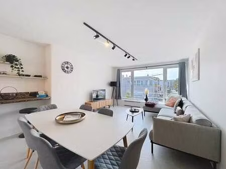 appartement meublé & rénové (bail de 6 mois)