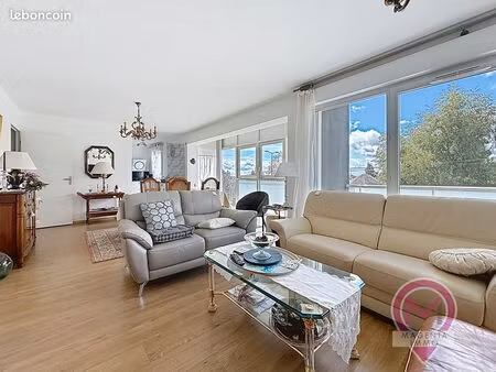 appartement 6 pièces 122 m²