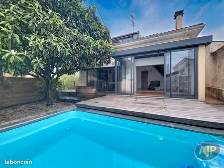 maison 6 pièces 130 m²