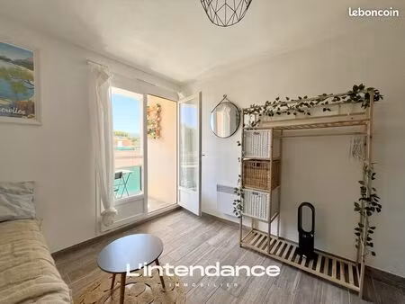 studio 1 pièce 18 m²
