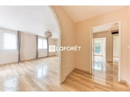 appartement 3 pièces 75 m²