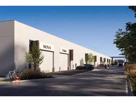 unités pme neuves de 216 m² avec mezzanine de 71 m²  empl...