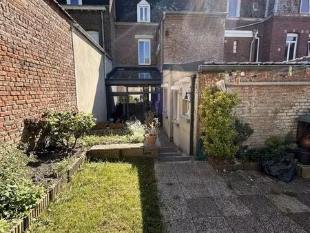 maison 8 pièces 200 m²