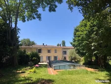 demeure d'exception en pierre – 438 m² – proche bordeaux