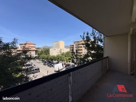 appartement 3 pièces 69 m²