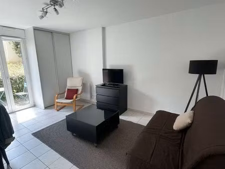 studio meublé