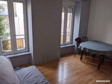 studio (2 pces) meublé - juillet et août - 26m²