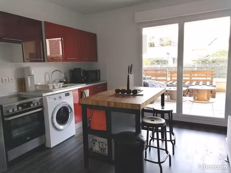 studio 1 pièce 43 m²