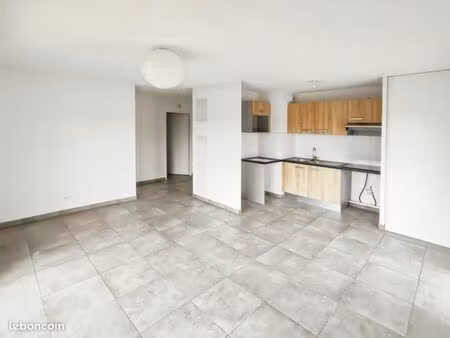 appartement 3 pièces 54 m²