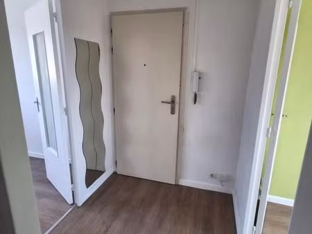 appartement 4 pièces 82 m²