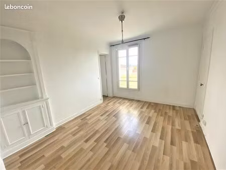 appartement 3 pièces 54 m²