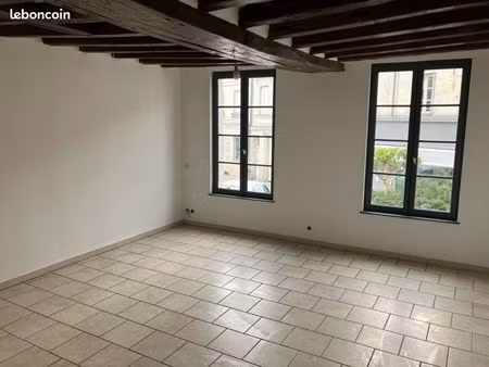 beau t2 avec grand séjour