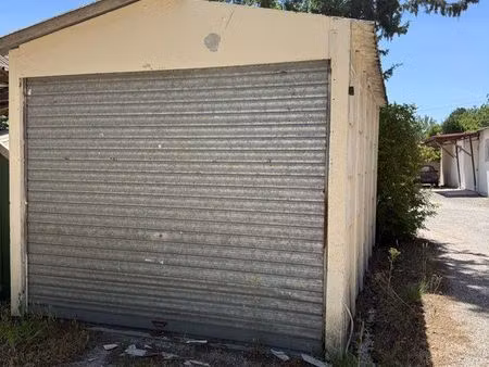 à louer – entrepôt / hangar 15m² à puyricard (aix-en-provence)