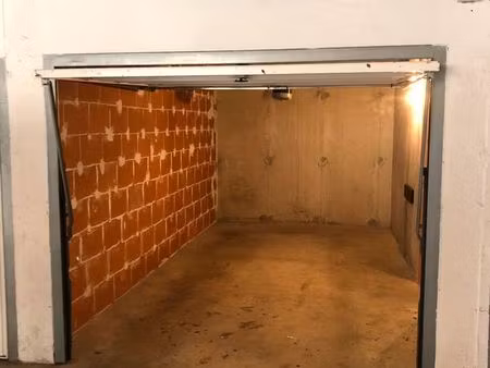 location garage avec cave