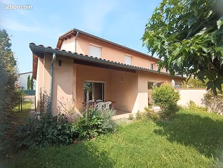 villa 5 pièces 117 m²