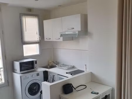 studio à louer- quartier villette-4 chemins