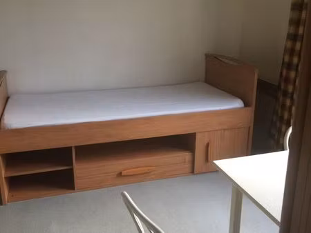 loue studio meublé