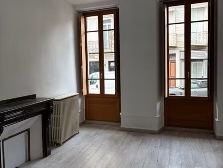 location non meublé t2