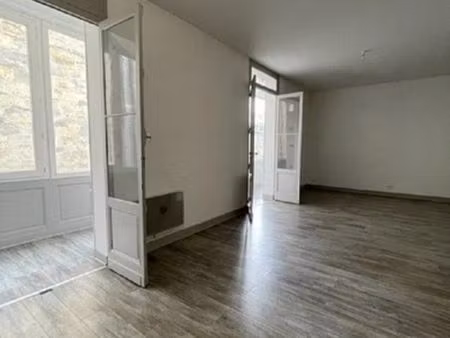 appartement 3 pièces 77 m²