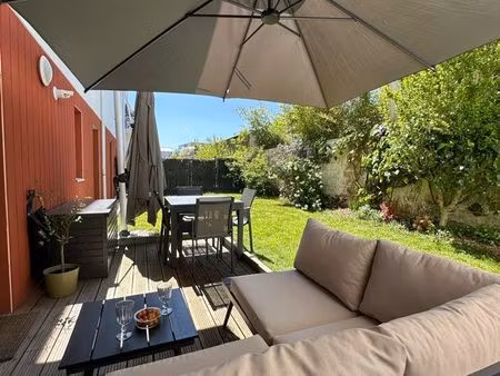 ? t3 meublé avec jardin clos et parking – comme une petite maison