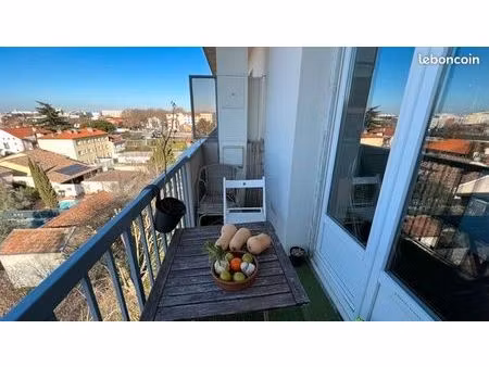 ponsan studio meublé balcon parking