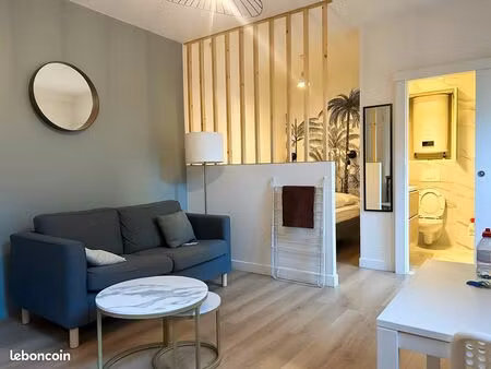 studio 1 pièce 25 m²