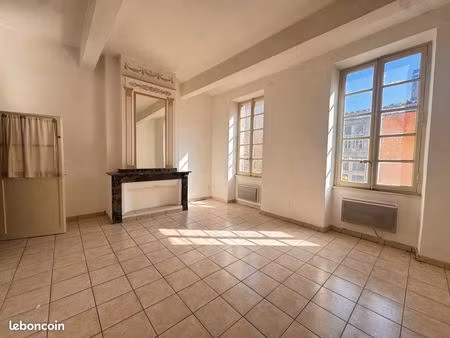appartement t2 bis