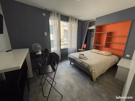 studio 1 pièce 24 m²