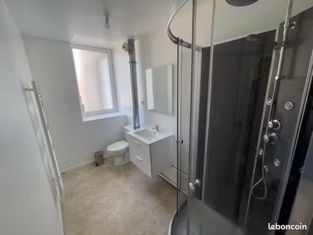 studio t1 de 22m2 meublé idéal étudiant