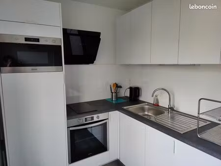 grans studio meublé refait à neuf