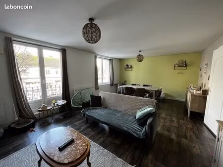 appartement 3 pièces 83 m²