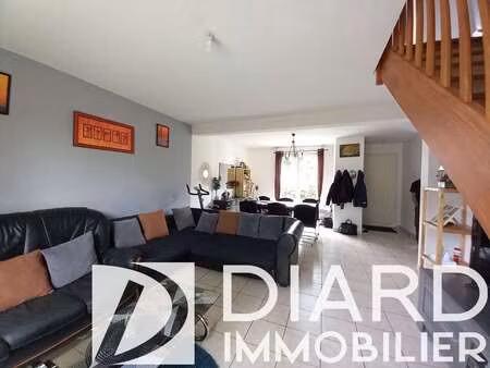 location maison à argentré-du-plessis (35370) : à louer / 99m² argentré-du-plessis