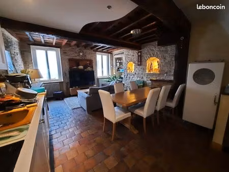 maison de ville à louer