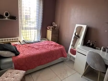 magnifique t4 rénové – 3 chambres – résidence le pré de l'aube