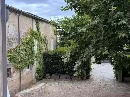 location maison 8 pièces 352 m² à beziers (34500)  2 500 €