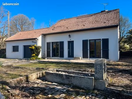 maison à louer à bize