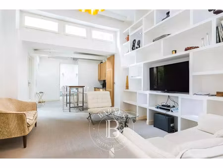 location meublée maison 3 pièces 42.57 m² à paris 15ème (75015)  2 350 €