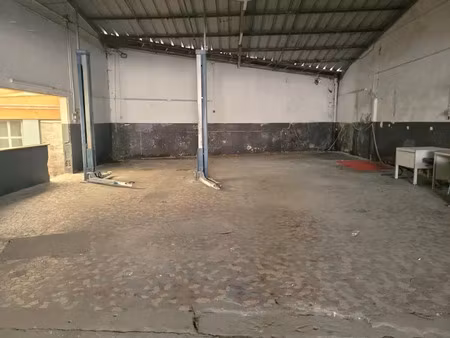 location locaux professionnels 240 m² à le creusot (71200)  830 €
