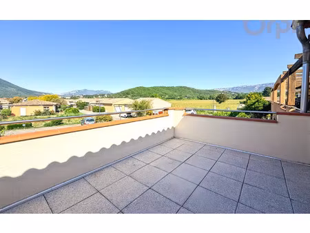 location appartement  28.57 m² t-1 à laragne-montéglin  430 €