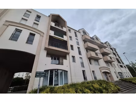 location appartement  49.15 m² t-2 à pontoise  830 €