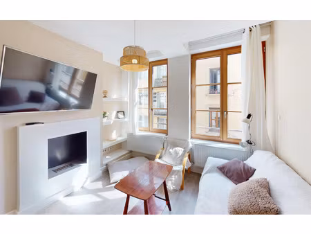 location appartement  56.33 m² t-3 à saint-étienne  590 €
