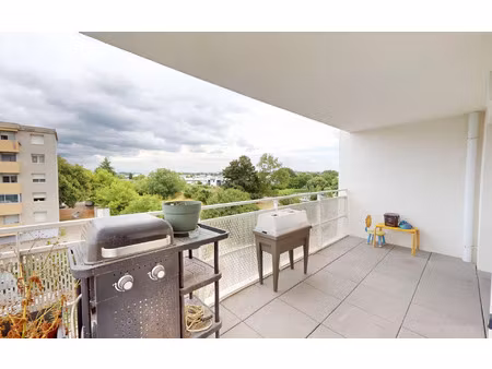 appartement vaulx-en-velin 81 m² t-4 à vendre  199 000 €