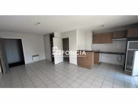 exclusivité carpentras - appartement t2 – résidence récente et sécurisée avec place de par