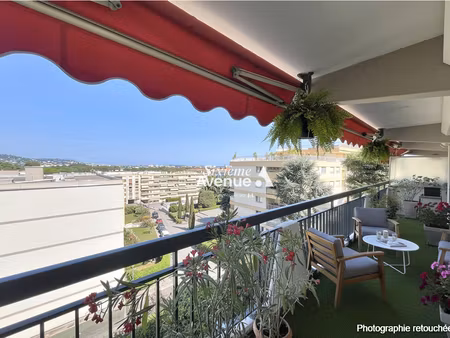 a vendre appartement vue mer mandelieu la napoule 2 pièces 53 m² - terrasse et cellier