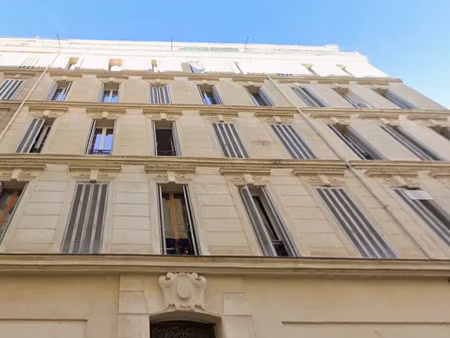 location appartement 3 pièces 54 m² à marseille 2 (13002)